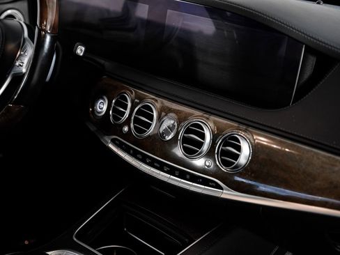 Used 2018 Mercedes-Benz S 450 4MATIC Sedan w/ AMG Line Exterior image 24