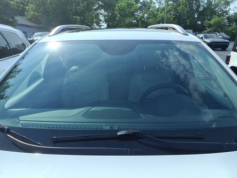 Used 2017 Jeep Cherokee Limited AWD/4WD image 16