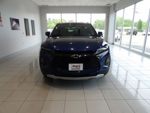 Used 2022 Chevrolet Blazer LT AWD/4WD image 2