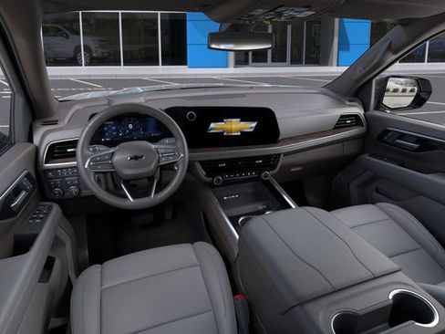 New 2026 Chevrolet Suburban Z71 w/ Z71 Off-Road Package AWD/4WD image 15