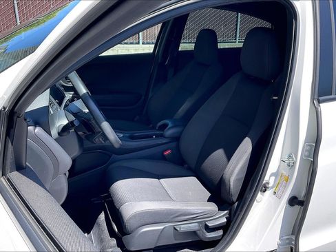 Used 2020 Honda HR-V Sport image 24