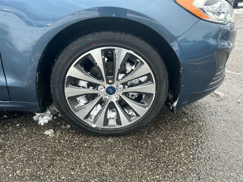 Used 2019 Ford Fusion SE image 28