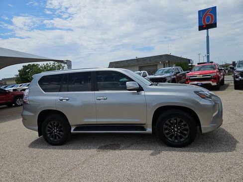 Used 2021 Lexus GX 460 Premium w/ Premium Package AWD/4WD image 9