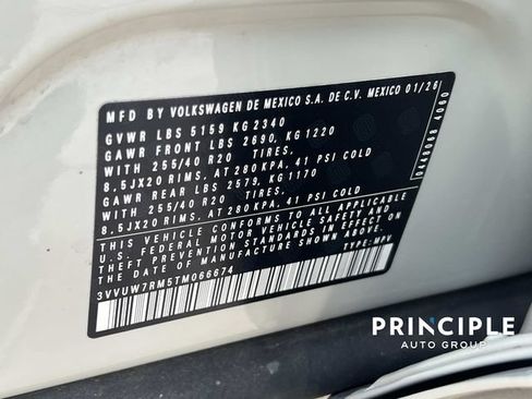 Used 2026 Volkswagen Tiguan SEL R-Line AWD/4WD image 36