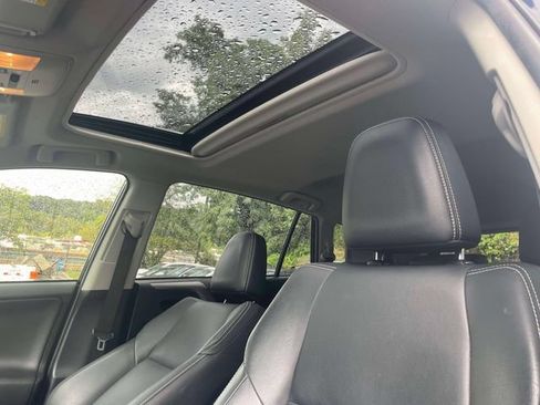 Used 2017 Toyota RAV4 Limited w/ Carpet Mat Package AWD/4WD image 22
