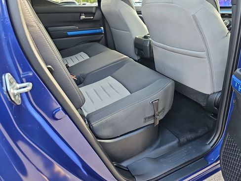 Used 2024 Toyota Tacoma TRD Sport image 14