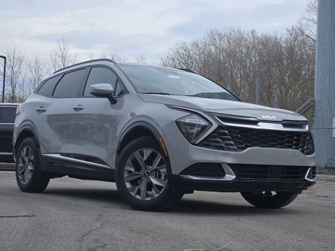 Used 2023 Kia Sportage SX image 2