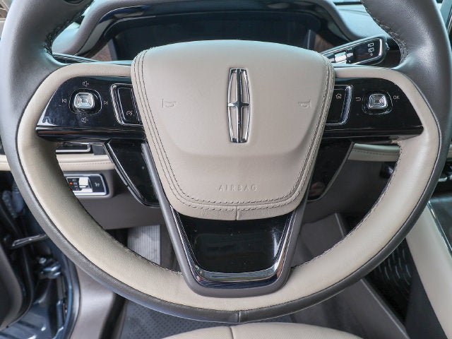Used 2023 Lincoln Aviator Reserve RWD image 17