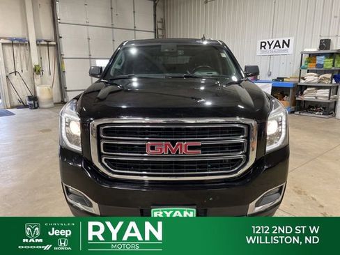 Used 2017 GMC Yukon XL SLT image 4