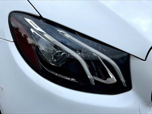 Used 2019 Mercedes-Benz E 300 image 27