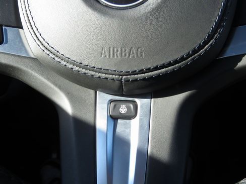 Used 2018 BMW M550i xDrive image 24