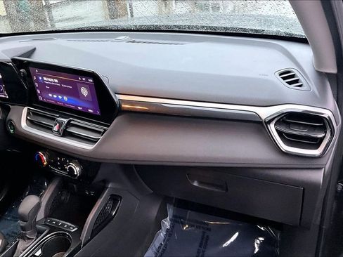 Used 2025 Chevrolet TrailBlazer LT image 17