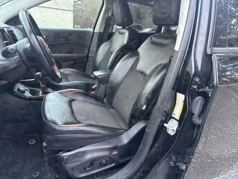 Certified 2018 Jeep Compass Latitude w/ Popular Equipment Group image 10