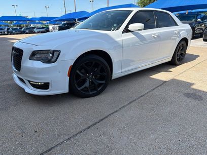 Used 2022 Chrysler 300 Touring L