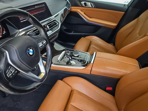 Used 2019 BMW X5 xDrive40i w/ Convenience Package AWD/4WD image 9