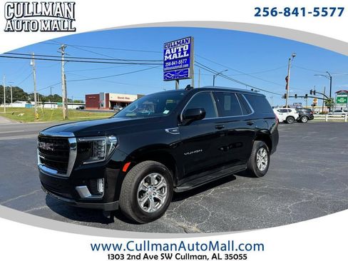 Used 2022 GMC Yukon SLE AWD/4WD image 1