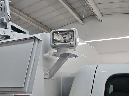 Used 2014 Chevrolet Silverado 3500 W/T image 14