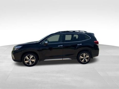 Used 2019 Subaru Forester Touring AWD/4WD image 6