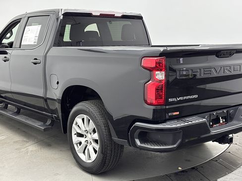 Used 2022 Chevrolet Silverado 1500 Custom image 5