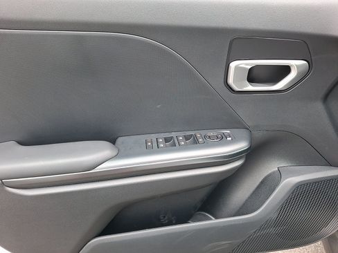 New 2026 Kia K4 FWD image 5