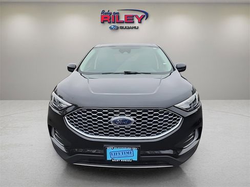 Used 2023 Ford Edge SEL image 8