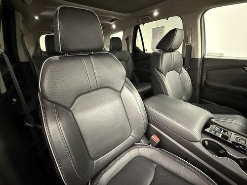 Certified 2025 Honda Pilot Elite image 28