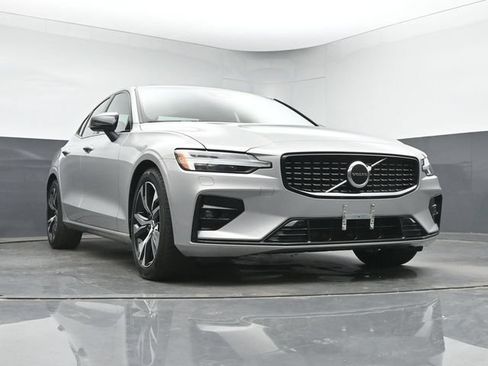 Used 2024 Volvo S60 B5 Core w/ Climate Package FWD image 46