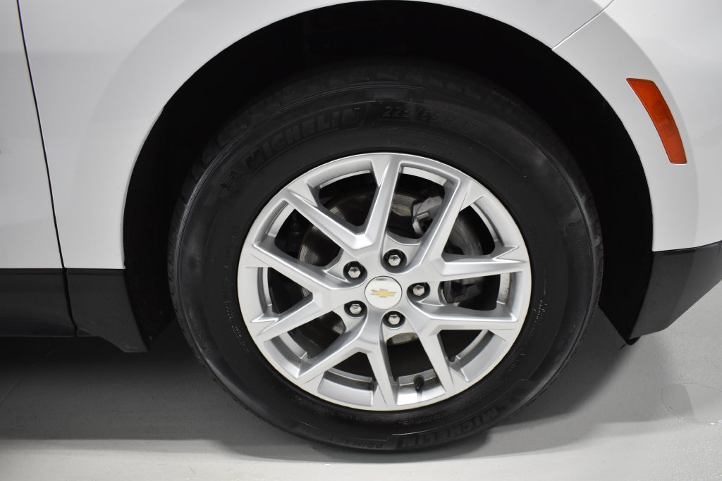 Used 2024 Chevrolet Equinox LT FWD image 10