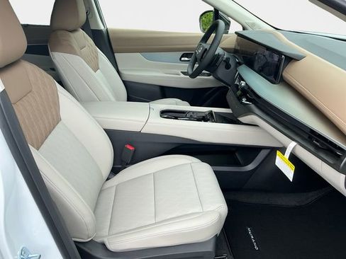 New 2026 Nissan Murano Platinum AWD/4WD image 17