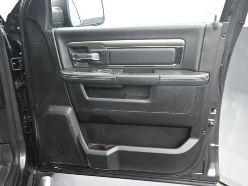 Used 2015 RAM 1500 Sport w/ Convenience Group image 9