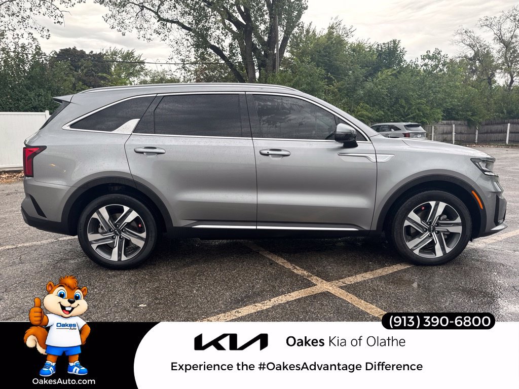 Certified 2023 Kia Sorento EX AWD/4WD image 1
