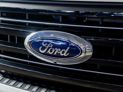 Used 2025 Ford F250 Platinum image 49