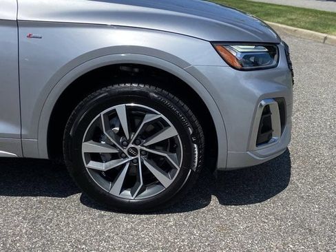 Used 2023 Audi Q5 2.0T Premium Plus w/ Premium Plus Package AWD/4WD image 9
