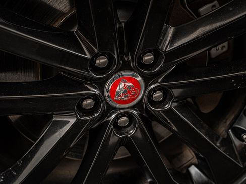 Used 2020 Jaguar F-TYPE Coupe image 8