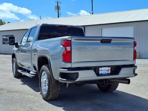 Used 2024 Chevrolet Silverado 3500 High Country AWD/4WD image 3