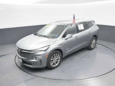 Used 2024 Buick Enclave Avenir AWD/4WD image 36