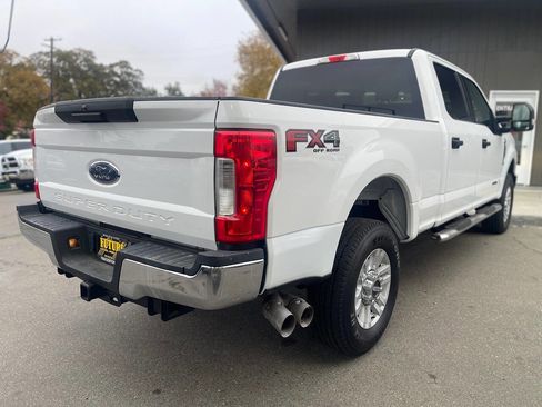 Used 2018 Ford F250 XLT image 5