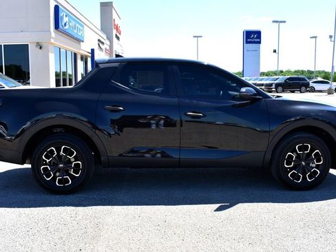 Used 2024 Hyundai Santa Cruz SEL FWD image 2