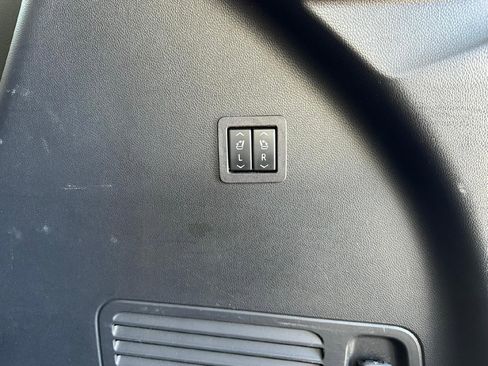 Used 2021 Buick Enclave Premium w/ Sun and Sites Package image 50