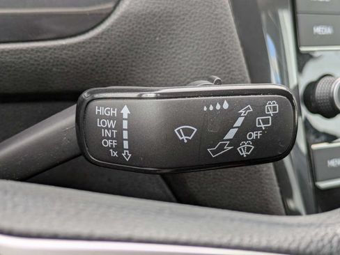 Certified 2023 Volkswagen Tiguan S FWD image 35