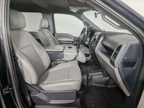 Used 2022 Ford F250 XL w/ Power Equipment Group image 21