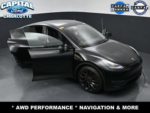 Used 2022 Tesla Model Y Performance AWD/4WD image 31