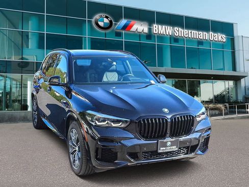 Certified 2023 BMW X5 xDrive45e w/ M Sport Package image 3