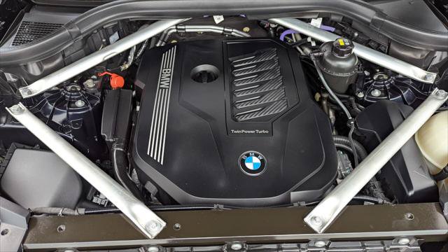 Used 2021 BMW X5 sDrive40i w/ M Sport Package RWD image 28