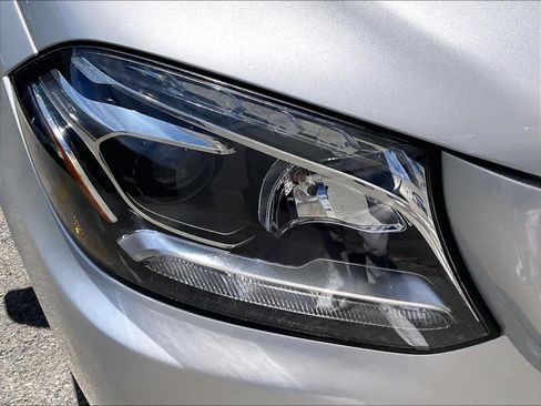 Used 2019 Mercedes-Benz GLS 450 4MATIC image 27