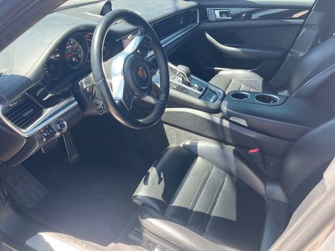 Used 2017 Porsche Panamera Turbo AWD/4WD image 9