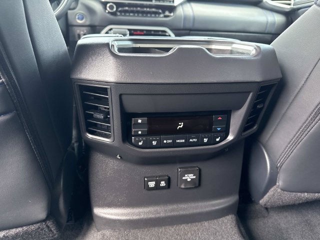 Used 2024 Toyota Sequoia Platinum AWD/4WD image 16