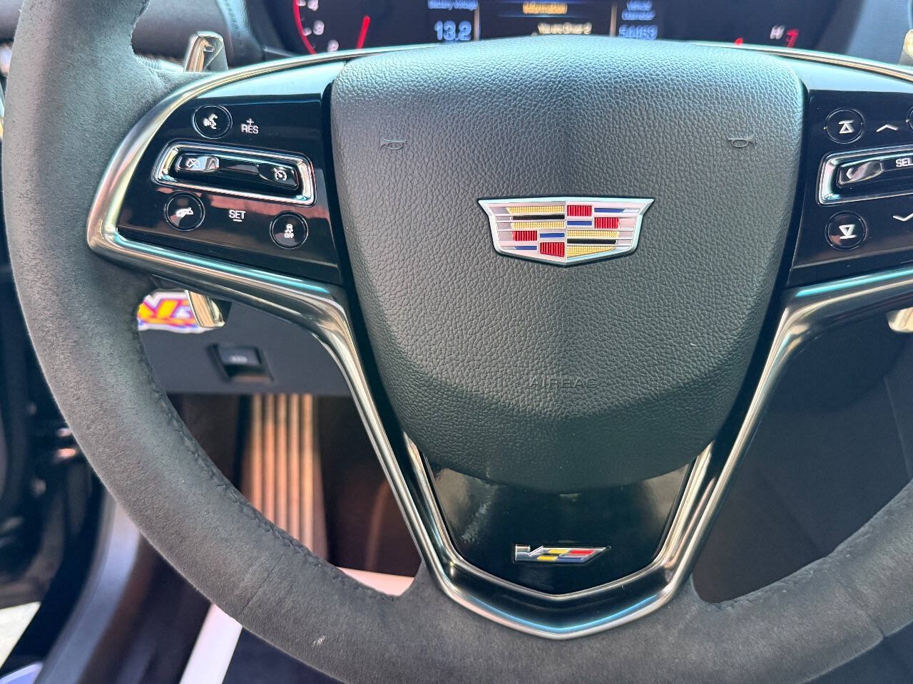 Used 2017 Cadillac ATS V w/ Luxury Package RWD image 25