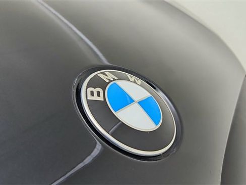 Used 2024 BMW X5 sDrive40i w/ M Sport Package image 16