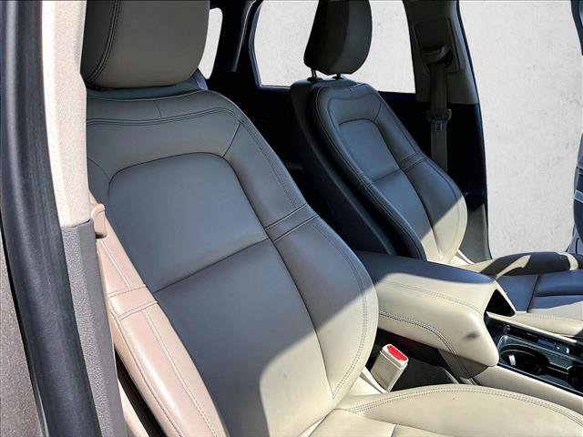 Used 2021 Lincoln Corsair FWD w/ Equipment Group 101A image 9